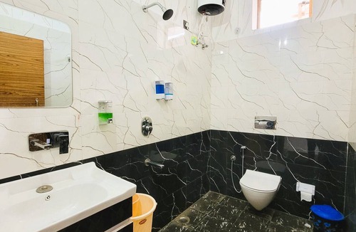 Kanatal Hotel | Morning Breeze Homestay Kanatal