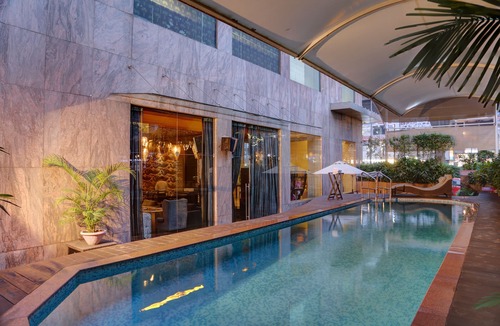 Sector 18 Hotel | Mosaic Original, Noida