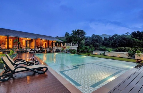 Udaipur Villa | Mosaic Villa By Ebony Stays – 5BHK Luxury Villa in Udaipur Surrounded by Nature