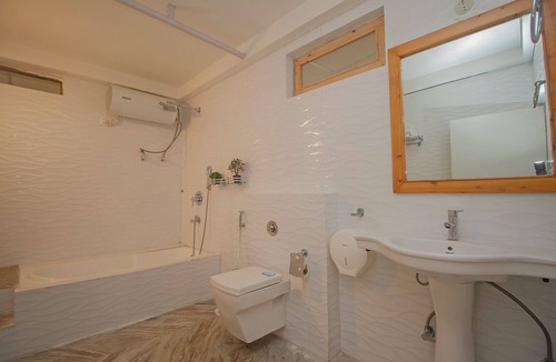 Mirik Resort | Mount Queens Hill Resort & Spa
