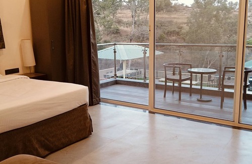 Bhilar Resort | Mountain Meadows Resort