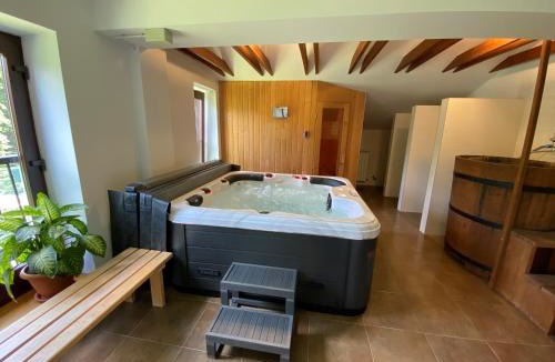 Siculeni Bed & Breakfast | Mountain-Rest Pension