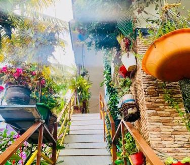 Kumily House | Mountain View Homestay