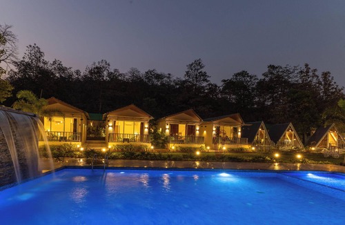 Lonavala Cottage | Mountain Woods Farm Stay