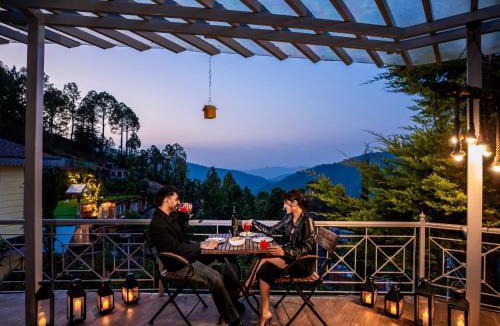 Kaul Hotel | Moustache Select Mukteshwar