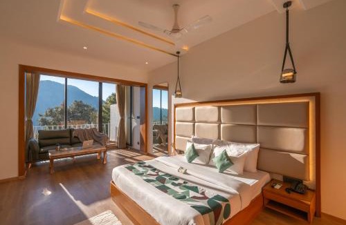 Mallital Hotel | Moustache Select Nainital- Onsite Parking