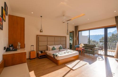 Mallital Hotel | Moustache Select Nainital- Onsite Parking