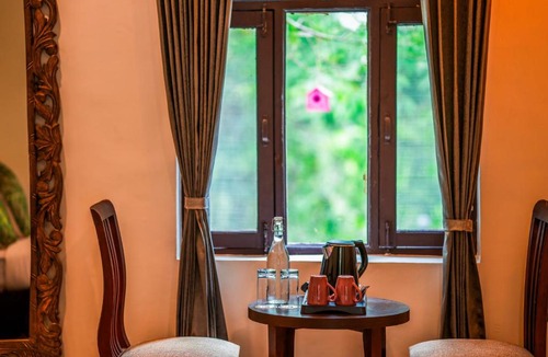 Naukuchiyatal Hotel | Moustache Select Naukuchiatal by the lake