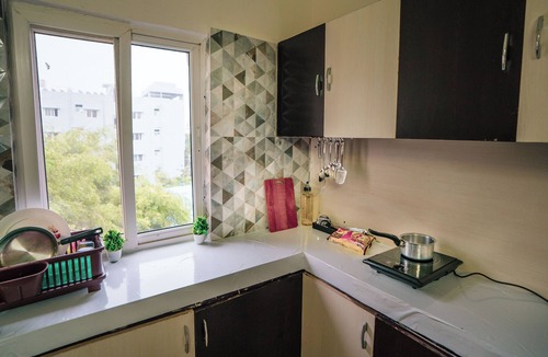 Kukatpally Housing Board Colony Apartment | Movie Night Retreat, Self Check-In, Couples & Solo Paradise, Near Nexus Mall