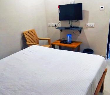 Mahadevapura Hotel | MS Comforts Mahadevapura