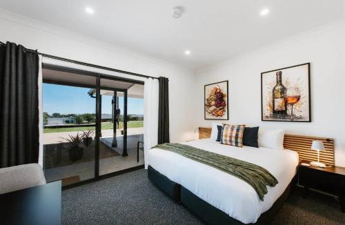 Central Mudgee House | Mudgee House - Grand Serenity for Gather & Play