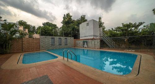 Kalapettai Villa | Mukhil Paradise Villa