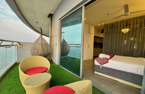Noida Apartment | Mulberry Homes Supernova