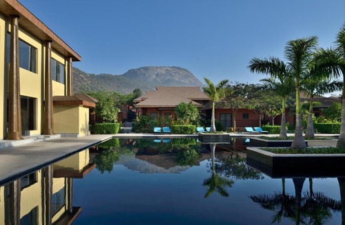 Nandi Hills Hotel | Mulberry Shades Bengaluru Nandi Hills, a Tribute Portfolio Resort
