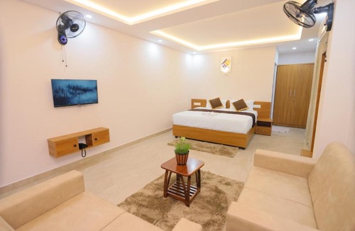 Kalpetta Hotel | Munderi Green Mounts - Family Rooms with Pool, Wayanad, Kalpetta