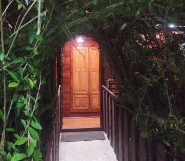 Munroe Island House | Mundromocktail Tourist Home