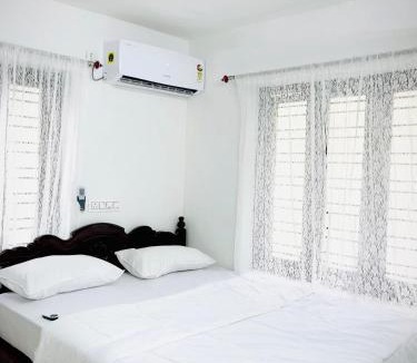 Quilon Apartment | Munroe Kanaan Homestay