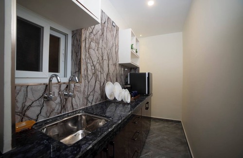 Kakinada House | MURALI KRISHNA APART HOTEL