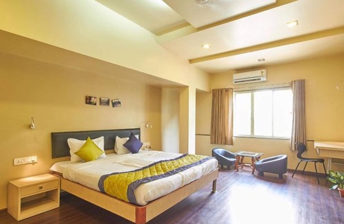 Shivajinagar Hotel | MY BIZZ HOTEL