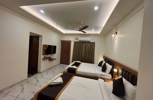 Hubli Hotel | Mythri Residency