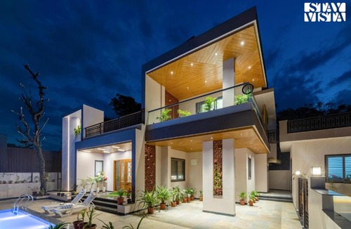 Fatehpura Villa | Nakeshatra Villa by VEO - Part of StayVista with Pool, Lawn, Balcony at city center in Udaipur