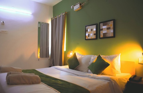 Ramapuram Hotel | Naksha Tree Hotels Honey Crest