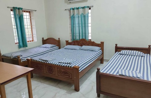 Salem Hotel | Nalli Plaza