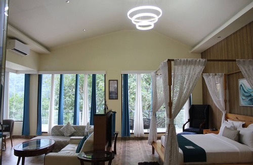 Dhunar Gaon Hotel | Namami Ganges Resort