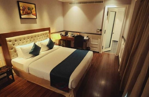 Bommasandra Hotel | Nambiar Club Bellezea