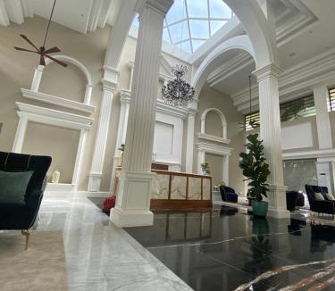 Bommasandra Hotel | Nambiar Club Bellezea