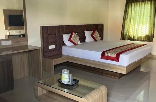 Hindupur Hotel | NANDI FARM RESORT