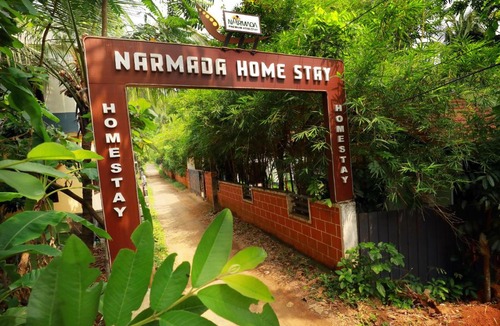 Perintalmanna Apartment | Narmada homestay Ganga