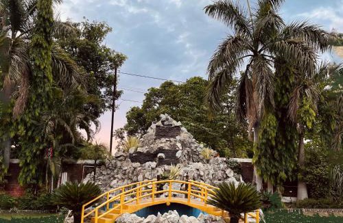 Mandla Hotel | Narmada Inn