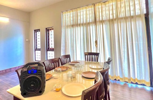 St.Stanislaus Villa Villa | Nature View Friends Villa - The Dream Stays ll Infinity Big pool ll 3Rooms ll Wi-Fi