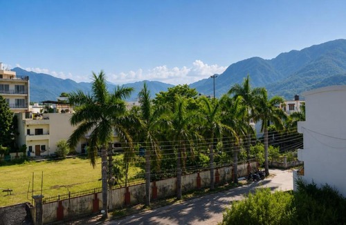 Rishikesh Apartment | Nature View Retreat
