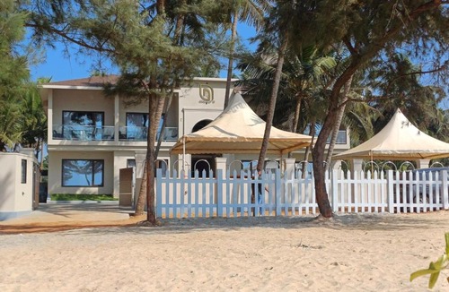 Koteshwar Hotel | Nautical 9 Beach Retreat