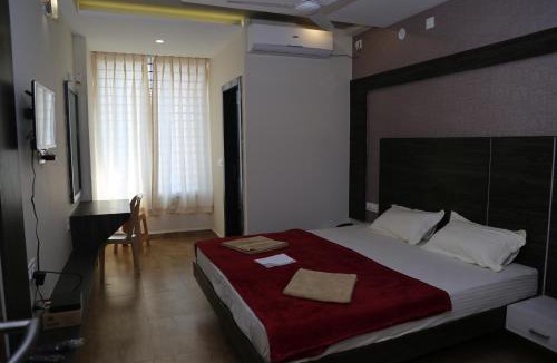 Belagavi Hotel | Navaratna Palace