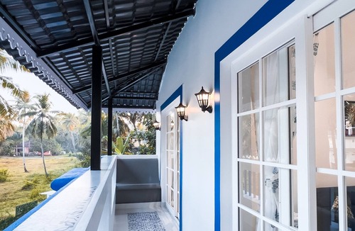 Calata Villa | Navin’s Vista Azul- Anturio Suite + Breakfast
