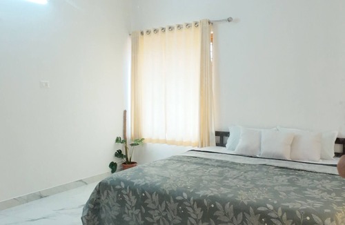 Varkala Bed & Breakfast | near beach 8 rooms place where peace, quiet & calmness meet