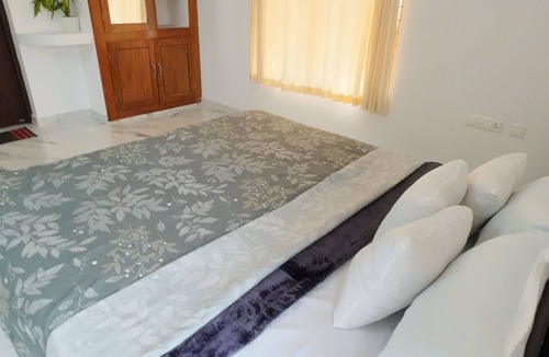 Varkala Bed & Breakfast | near beach 8 rooms place where peace, quiet & calmness meet