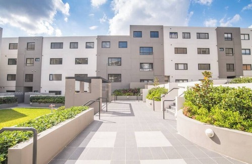 Bonnyrigg Apartment | Near by Shops Golf Club 3bed home at Bonnyrigg AC Wifi