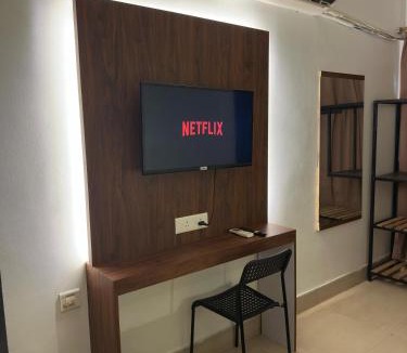 Patia Hotel | Neatflix and chill