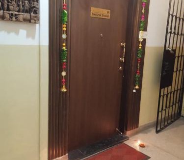 Taltala Apartment | Neelam Homestay Entire House