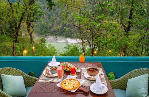 Shivpuri Hotel | Neemrana's Glasshouse on the Ganges