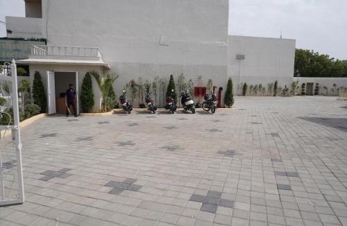 Rajawas Hotel | Neendar Heritage Resort