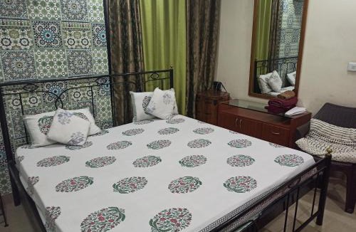 Bani Park House | Neetu's Home Stay