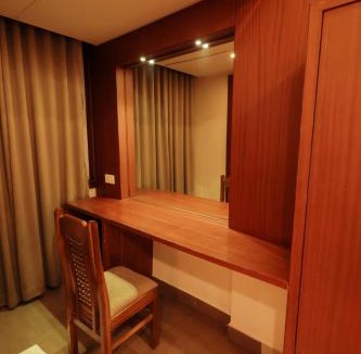 Thalassery Hotel | Nesma Palace