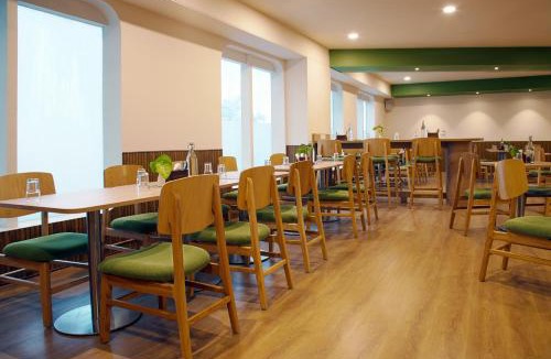 Bhiwadi Hotel | Nest By TreeHouse Bhiwadi