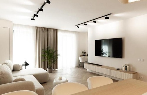 Baia Mare Apartment | Nest Inn Bouclé Apartment