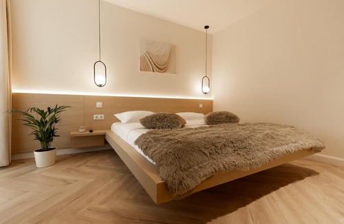 Baia Mare Apartment | Nest Inn Bouclé Apartment